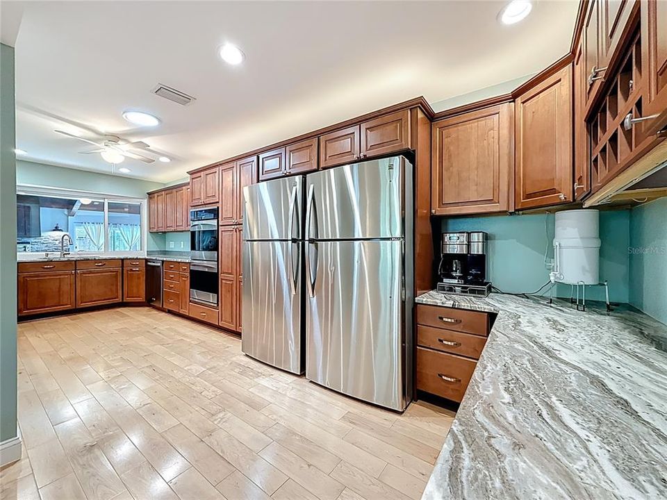 En Venta: $1,550,000 (4 camas, 4 baños, 5673 Pies cuadrados)