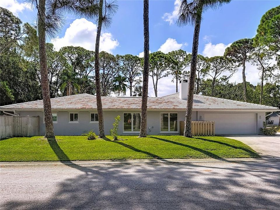 En Venta: $1,550,000 (4 camas, 4 baños, 5673 Pies cuadrados)