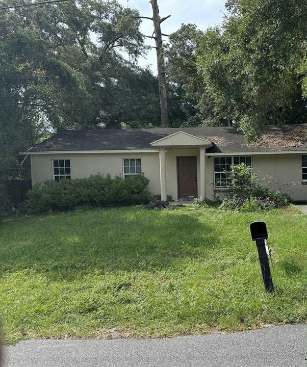 Recently Sold: $118,000 (3 beds, 1 baths, 1227 Square Feet)