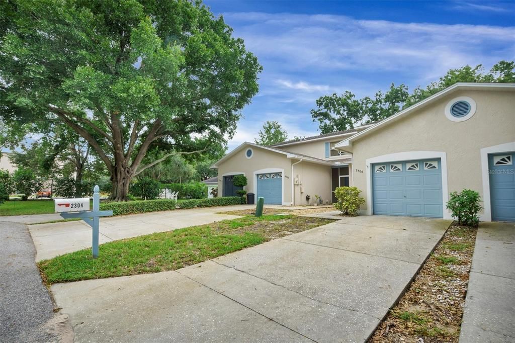 На продажу: $179,900 (2 спален, 1 ванн, 1280 Квадратных фут)