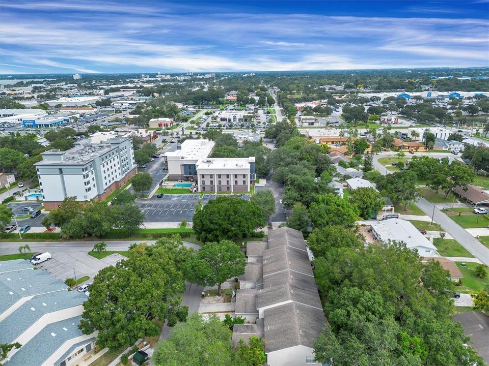 На продажу: $179,900 (2 спален, 1 ванн, 1280 Квадратных фут)