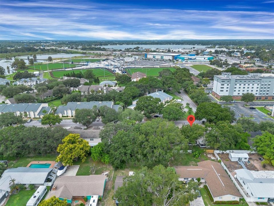 На продажу: $179,900 (2 спален, 1 ванн, 1280 Квадратных фут)