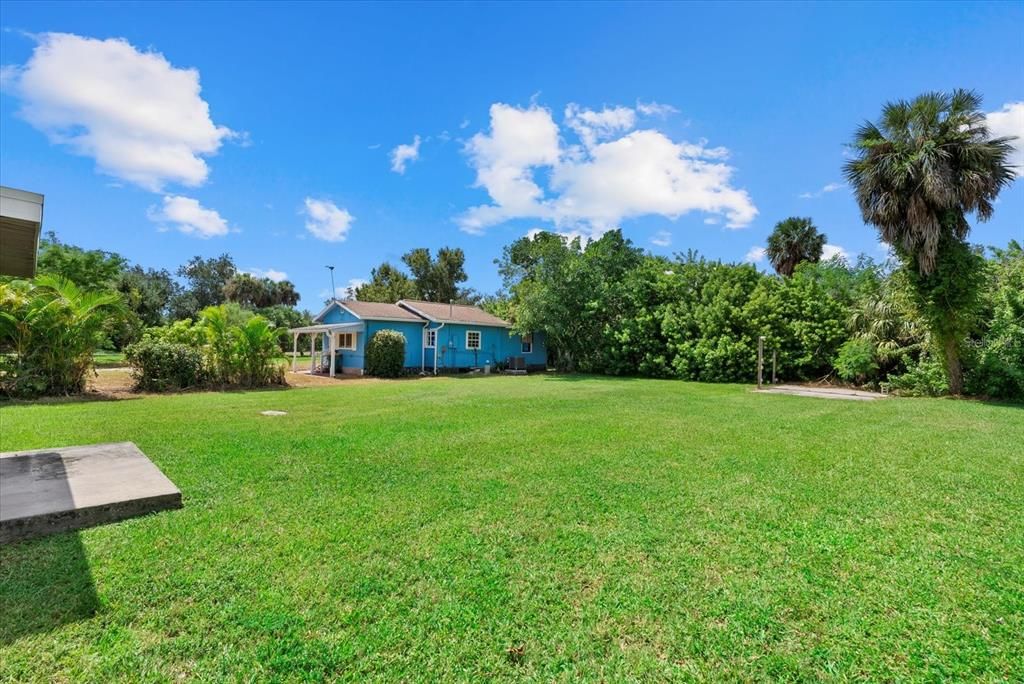 Activo con contrato: $169,900 (2 camas, 2 baños, 1100 Pies cuadrados)