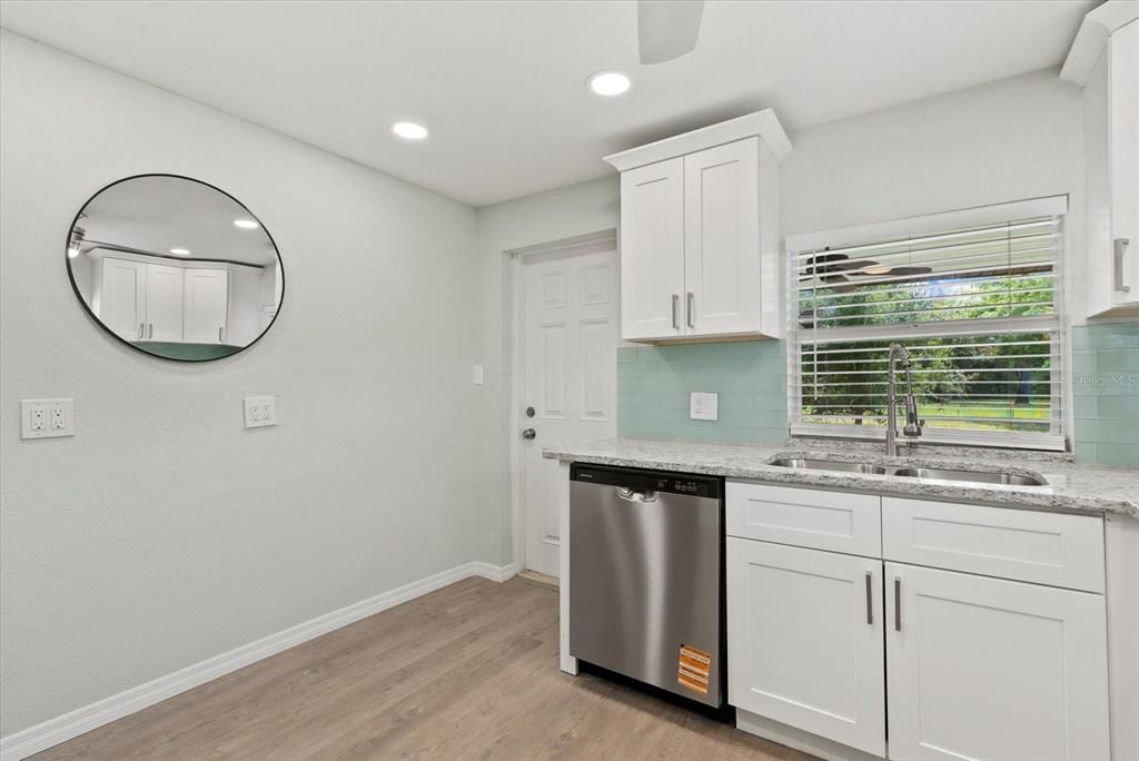 Activo con contrato: $169,900 (2 camas, 2 baños, 1100 Pies cuadrados)