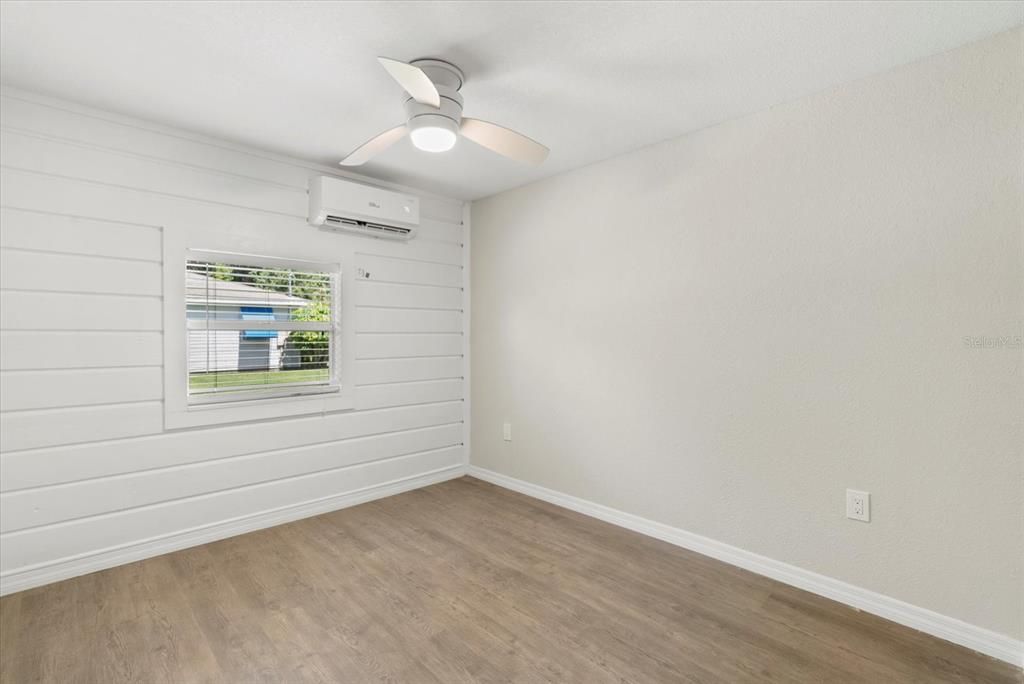 Activo con contrato: $169,900 (2 camas, 2 baños, 1100 Pies cuadrados)