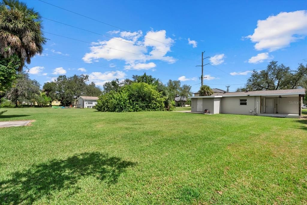 Activo con contrato: $169,900 (2 camas, 2 baños, 1100 Pies cuadrados)