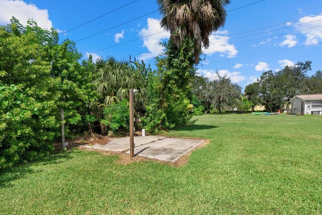 Activo con contrato: $169,900 (2 camas, 2 baños, 1100 Pies cuadrados)