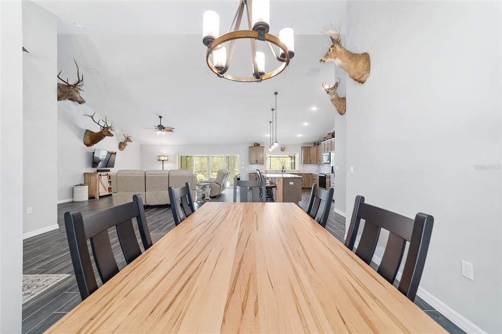 待售: $1,950,000 (3 贝兹, 2 浴室, 2588 平方英尺)