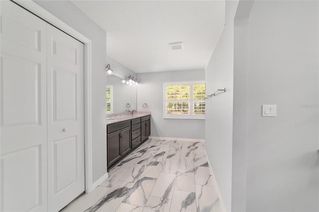 待售: $1,950,000 (3 贝兹, 2 浴室, 2588 平方英尺)