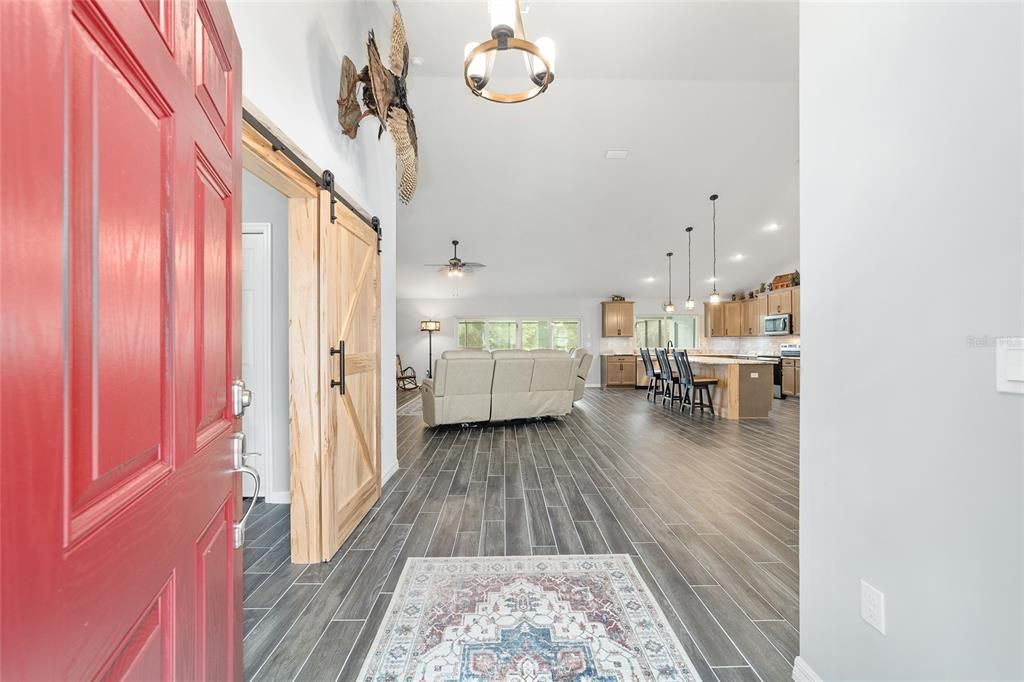 待售: $1,950,000 (3 贝兹, 2 浴室, 2588 平方英尺)