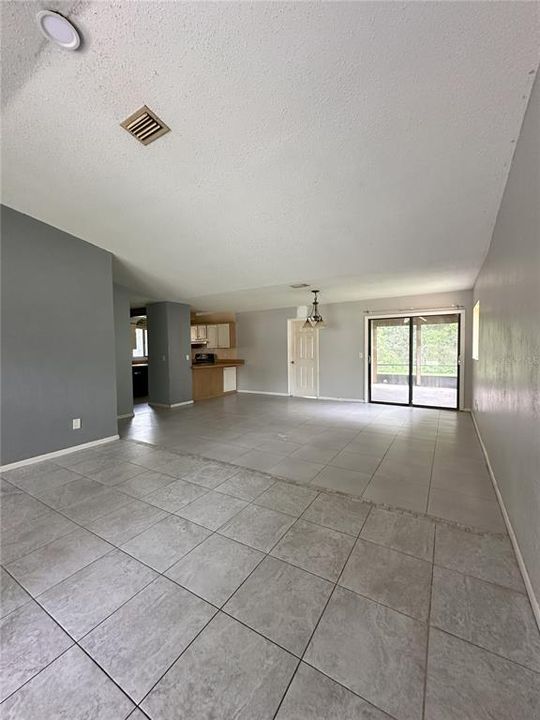 En Renta: $1,600 (3 camas, 2 baños, 1481 Pies cuadrados)