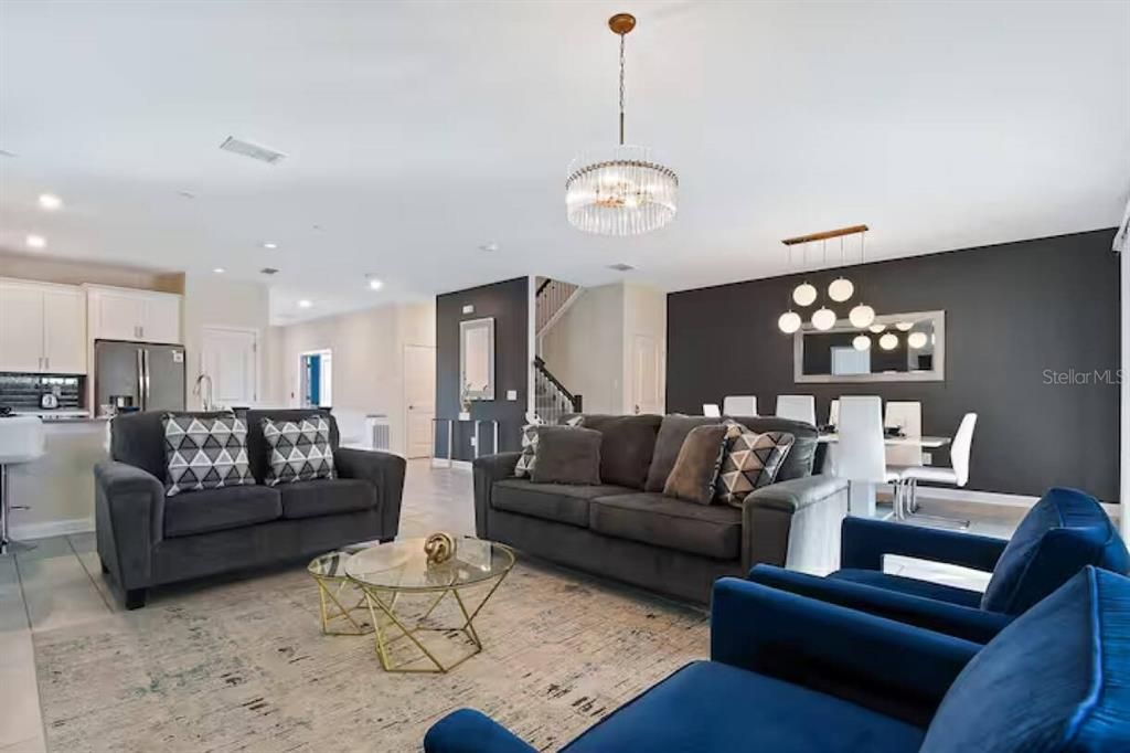 待售: $895,000 (8 贝兹, 5 浴室, 4289 平方英尺)