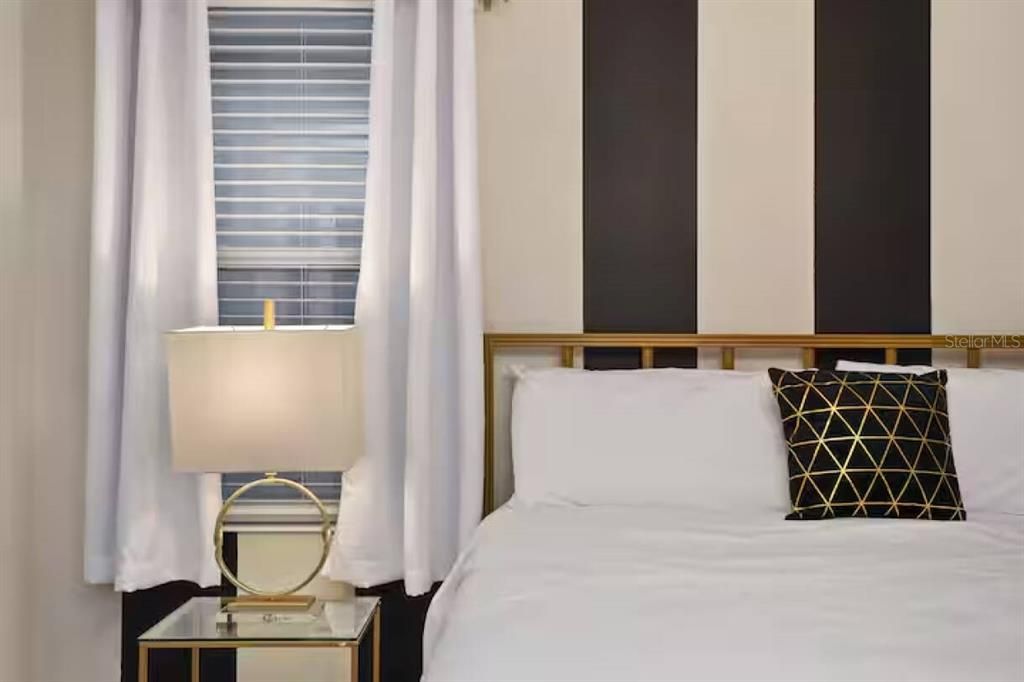 待售: $895,000 (8 贝兹, 5 浴室, 4289 平方英尺)