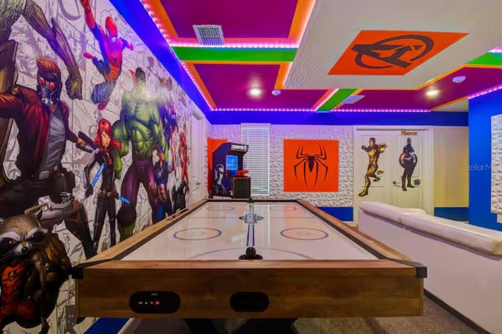 待售: $895,000 (8 贝兹, 5 浴室, 4289 平方英尺)