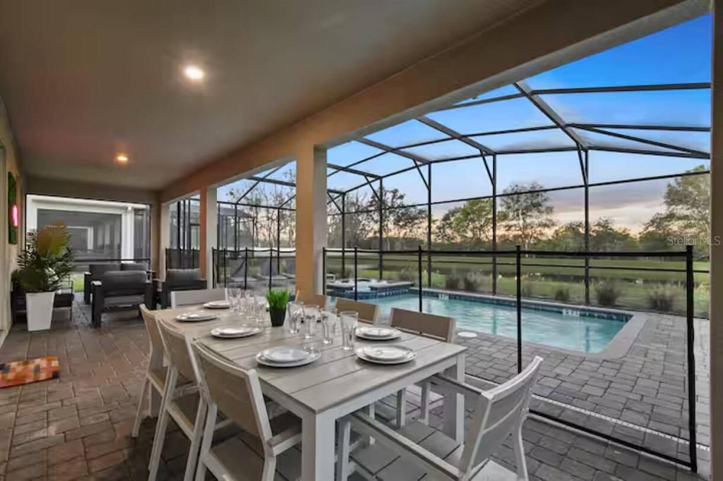 待售: $895,000 (8 贝兹, 5 浴室, 4289 平方英尺)