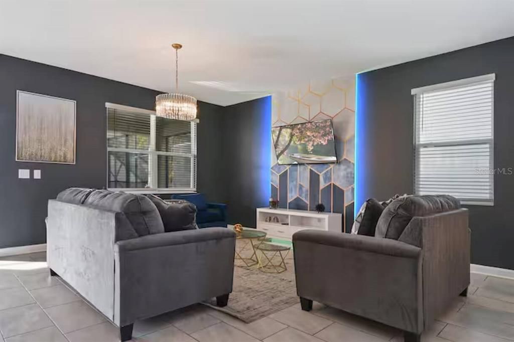 待售: $895,000 (8 贝兹, 5 浴室, 4289 平方英尺)