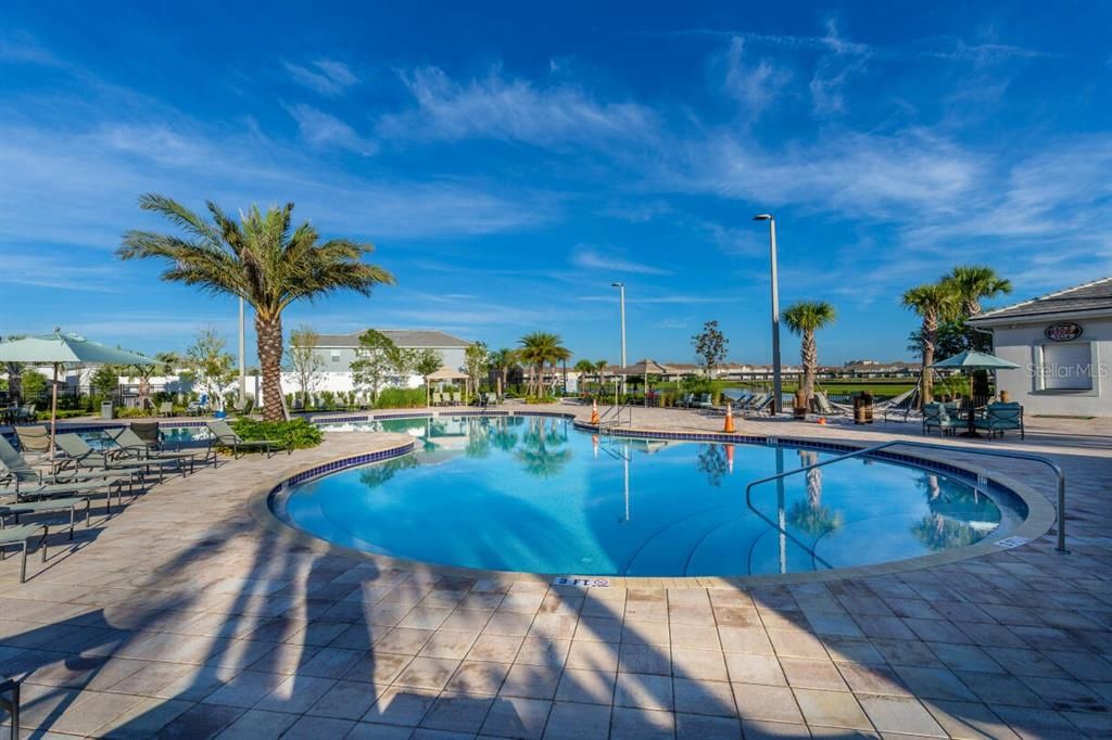 待售: $895,000 (8 贝兹, 5 浴室, 4289 平方英尺)