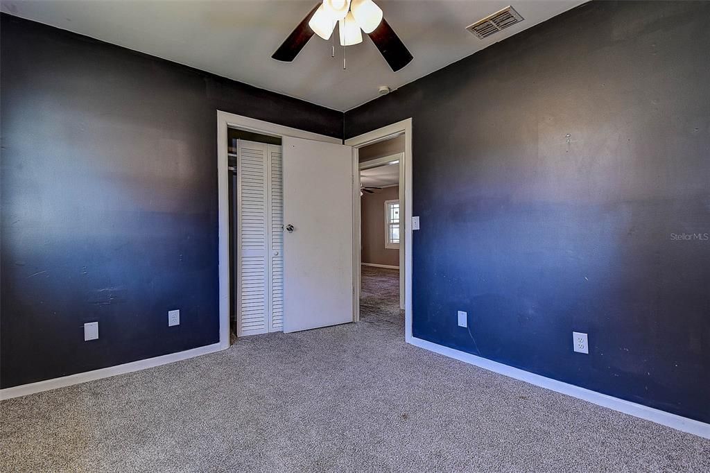 Activo con contrato: $175,000 (3 camas, 2 baños, 1420 Pies cuadrados)