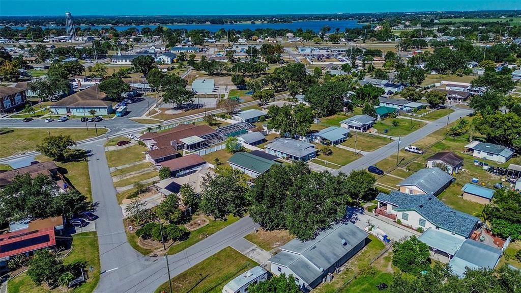 Activo con contrato: $175,000 (3 camas, 2 baños, 1420 Pies cuadrados)