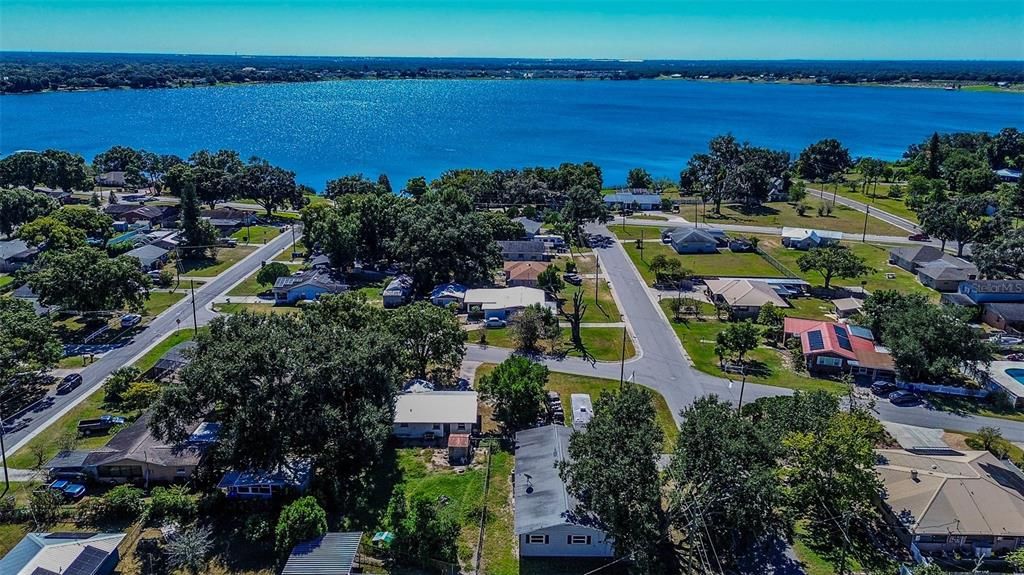 Activo con contrato: $175,000 (3 camas, 2 baños, 1420 Pies cuadrados)