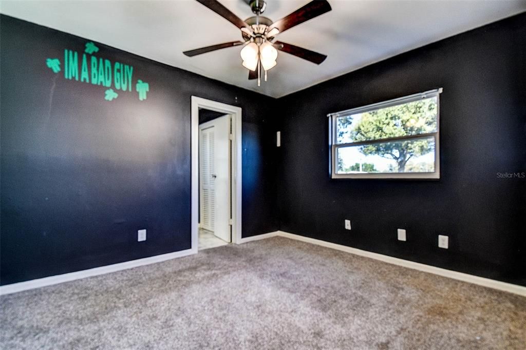 Activo con contrato: $175,000 (3 camas, 2 baños, 1420 Pies cuadrados)