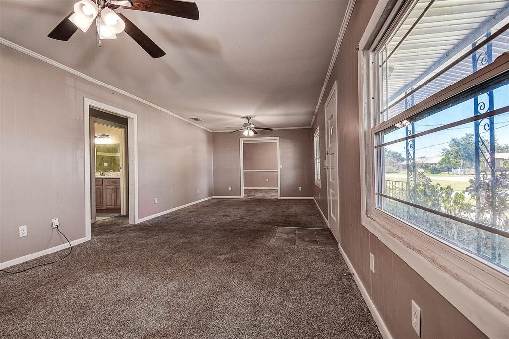 Activo con contrato: $175,000 (3 camas, 2 baños, 1420 Pies cuadrados)