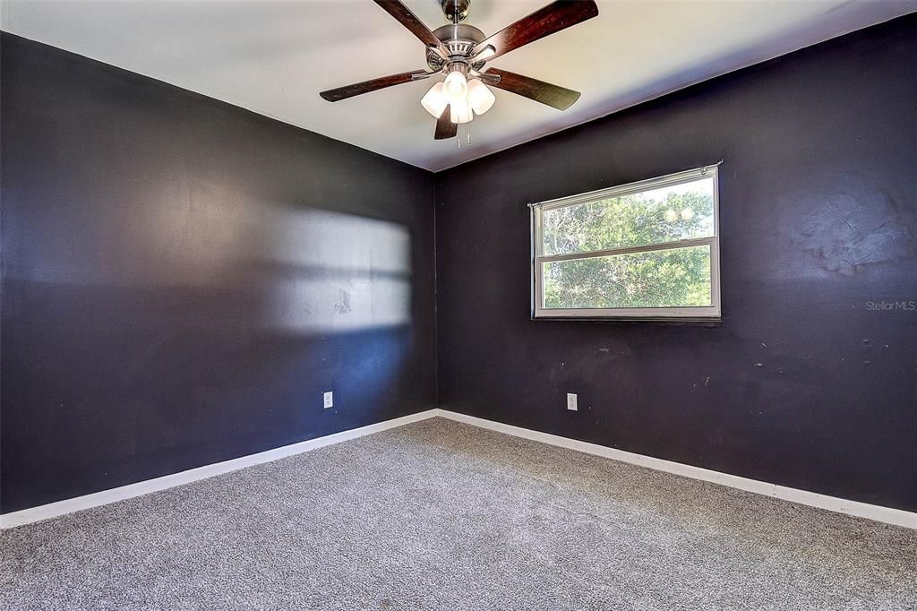 Activo con contrato: $175,000 (3 camas, 2 baños, 1420 Pies cuadrados)