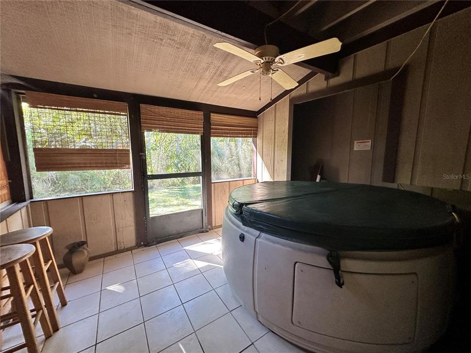 En Renta: $1,600 (2 camas, 2 baños, 1228 Pies cuadrados)