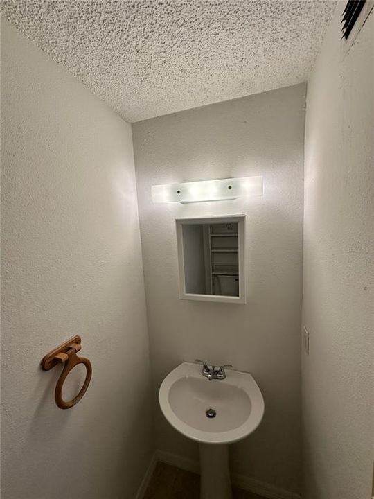 En Renta: $1,600 (2 camas, 2 baños, 1228 Pies cuadrados)