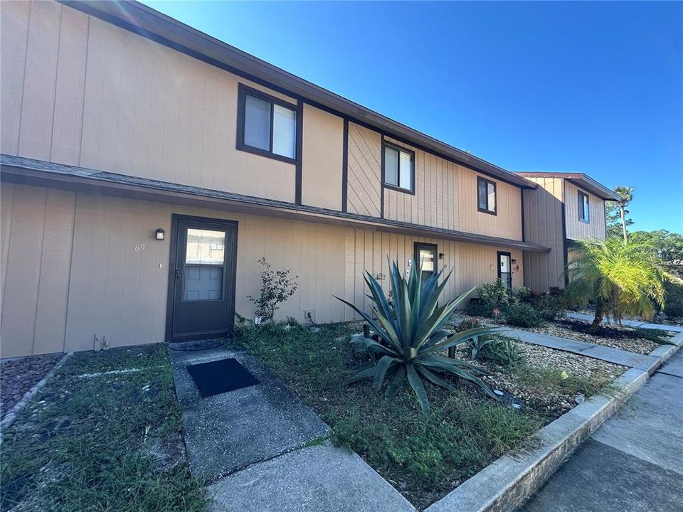 En Renta: $1,600 (2 camas, 2 baños, 1228 Pies cuadrados)