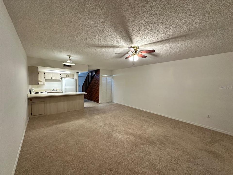 En Renta: $1,600 (2 camas, 2 baños, 1228 Pies cuadrados)