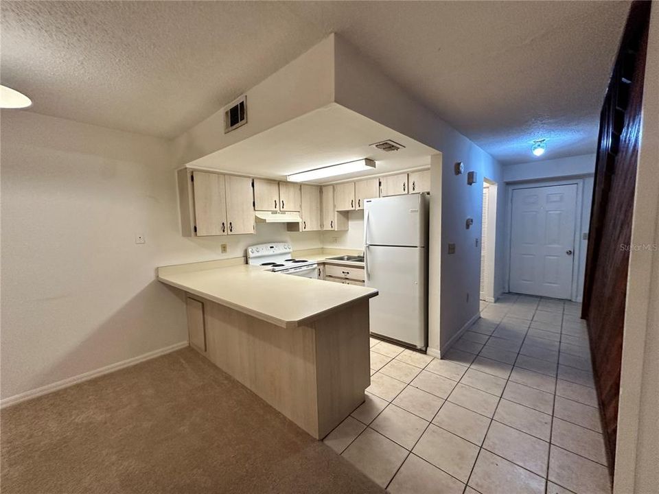 En Renta: $1,600 (2 camas, 2 baños, 1228 Pies cuadrados)