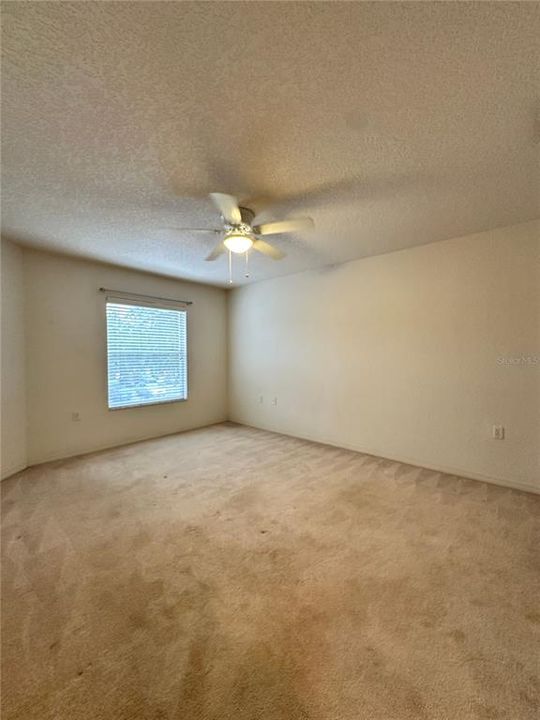 En Renta: $1,300 (2 camas, 2 baños, 1035 Pies cuadrados)