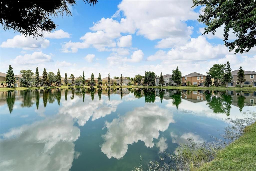 Active With Contract: $1,800 (2 beds, 2 baths, 1260 Square Feet)