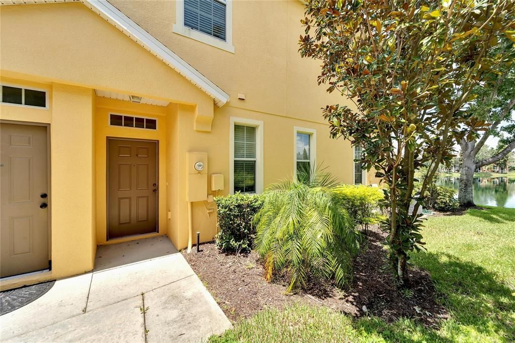 Active With Contract: $1,800 (2 beds, 2 baths, 1260 Square Feet)