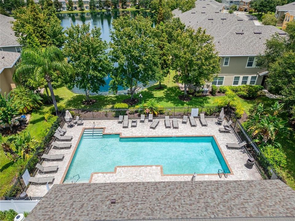 Active With Contract: $1,800 (2 beds, 2 baths, 1260 Square Feet)