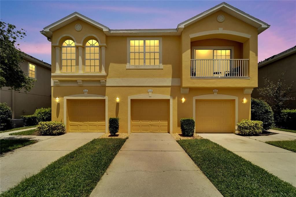 Active With Contract: $1,800 (2 beds, 2 baths, 1260 Square Feet)