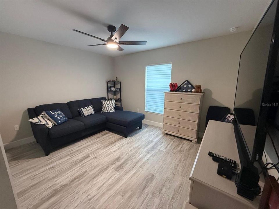 En Venta: $336,500 (3 camas, 2 baños, 1508 Pies cuadrados)