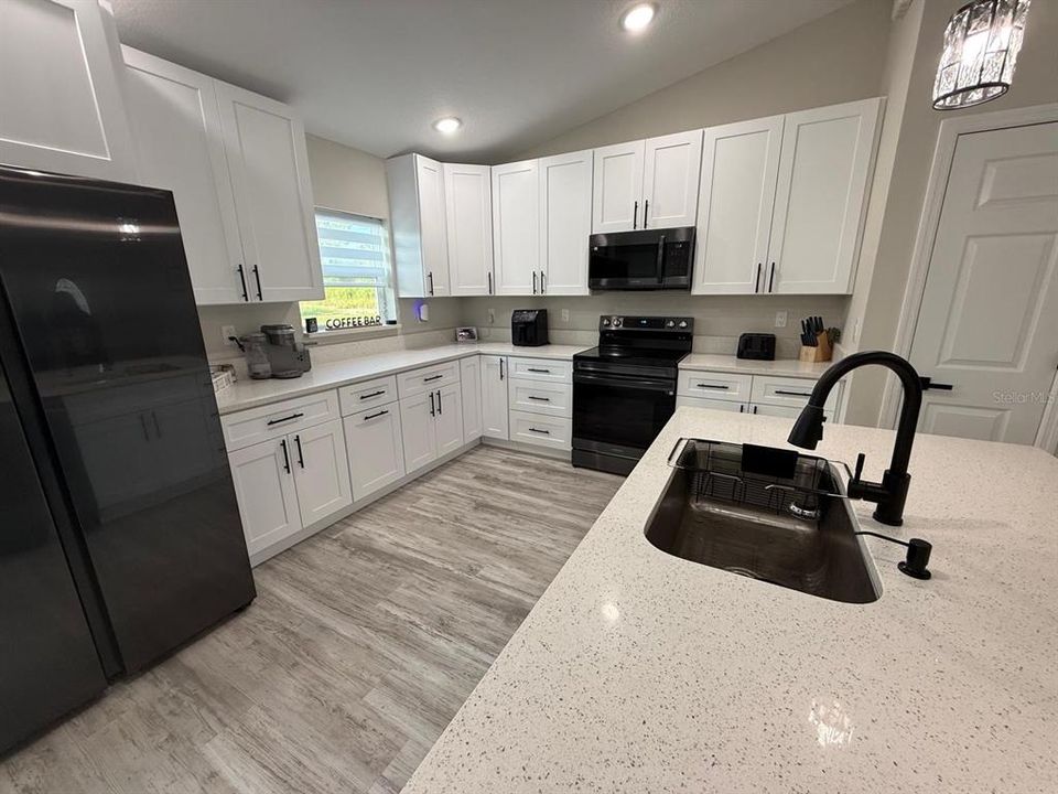 En Venta: $336,500 (3 camas, 2 baños, 1508 Pies cuadrados)