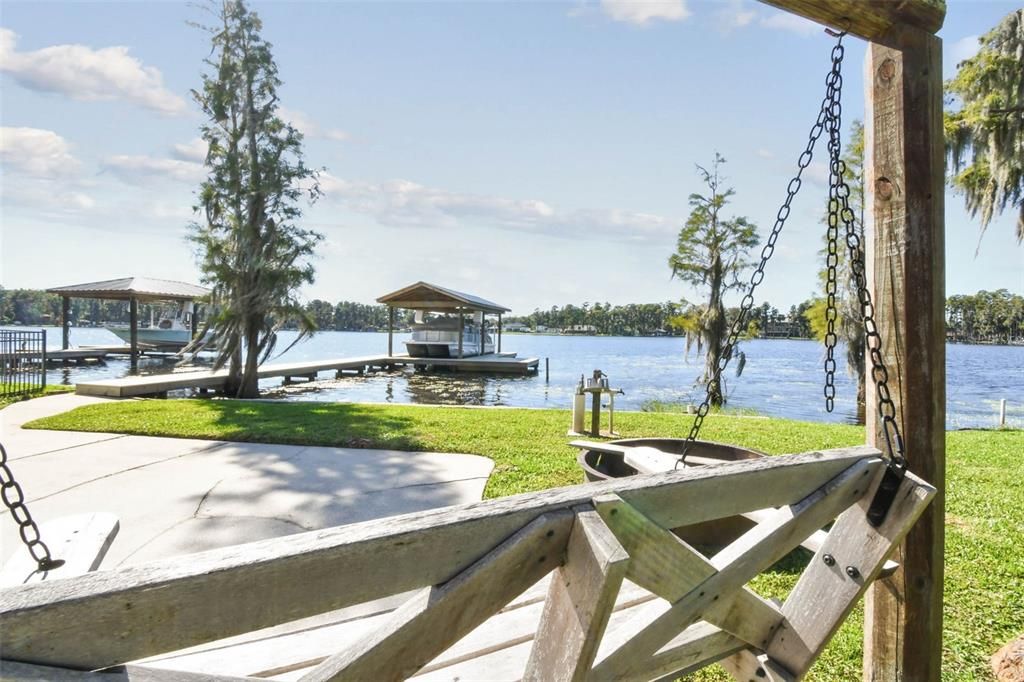 Active With Contract: $599,000 (3 beds, 2 baths, 1408 Square Feet)