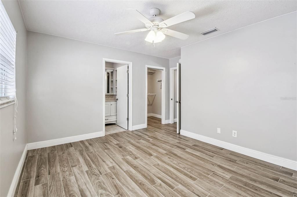 Active With Contract: $599,000 (3 beds, 2 baths, 1408 Square Feet)