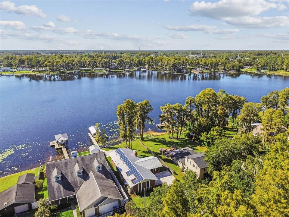 Active With Contract: $599,000 (3 beds, 2 baths, 1408 Square Feet)