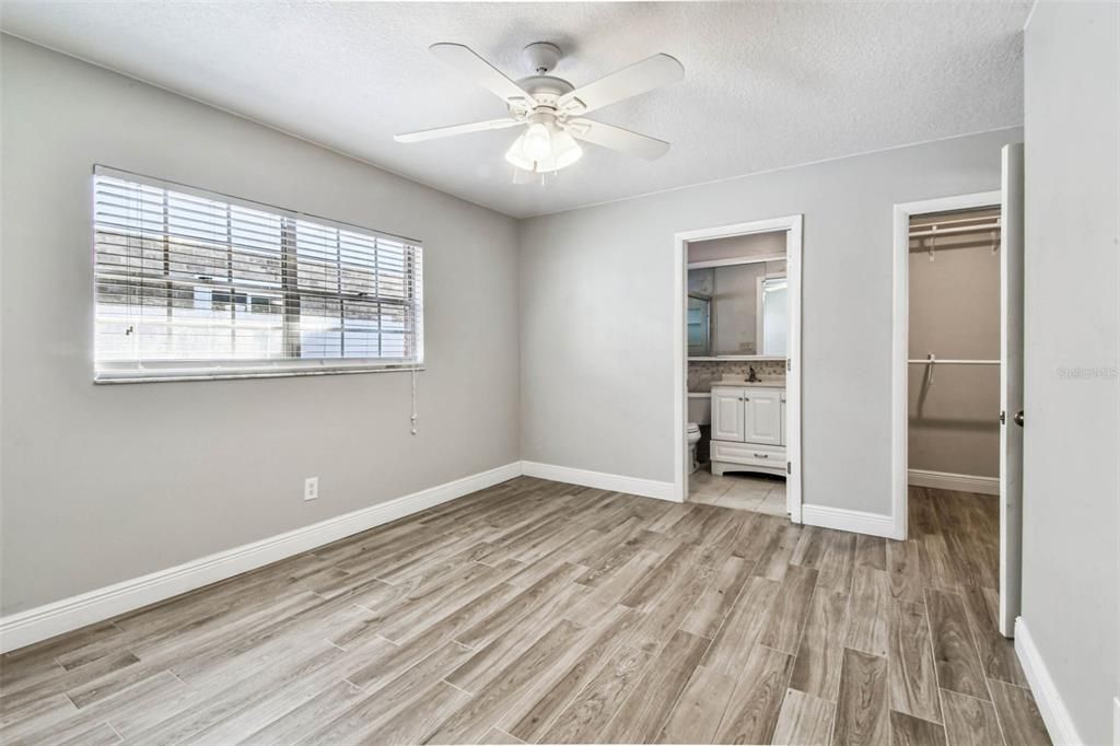 Active With Contract: $599,000 (3 beds, 2 baths, 1408 Square Feet)