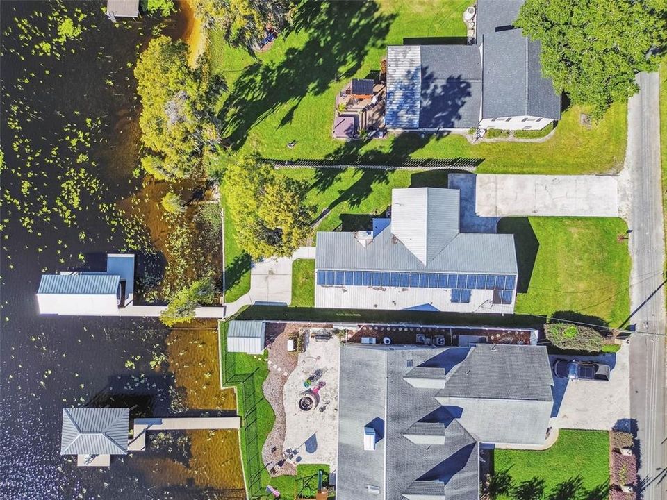 Active With Contract: $599,000 (3 beds, 2 baths, 1408 Square Feet)