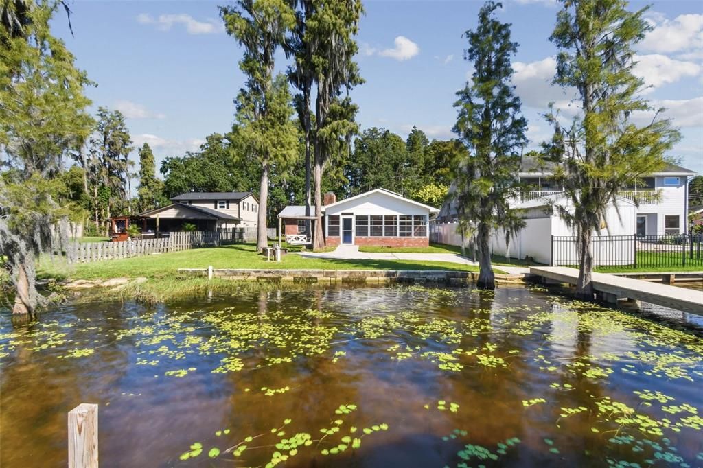 Active With Contract: $599,000 (3 beds, 2 baths, 1408 Square Feet)