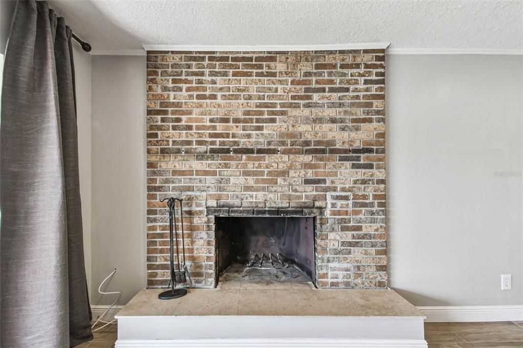 Active With Contract: $599,000 (3 beds, 2 baths, 1408 Square Feet)