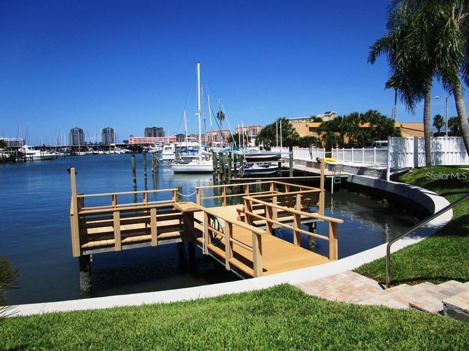 Activo con contrato: $3,000 (1 camas, 1 baños, 760 Pies cuadrados)