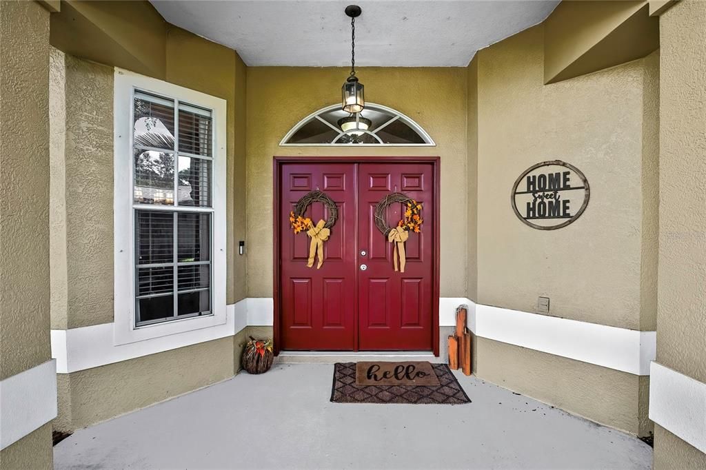 Под контрактом: $459,900 (4 спален, 2 ванн, 2356 Квадратных фут)