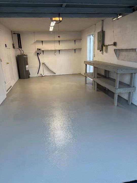 For Sale: $259,999 (3 beds, 2 baths, 1184 Square Feet)