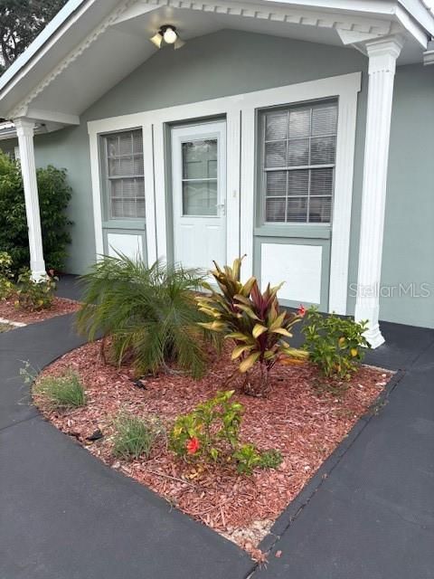 For Sale: $259,999 (3 beds, 2 baths, 1184 Square Feet)